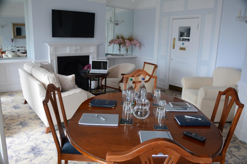 Pier View Self Catering Luxury Apartments Southend-on-Sea Buitenkant foto