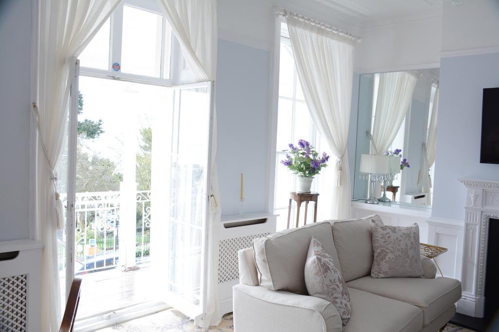 Pier View Self Catering Luxury Apartments Southend-on-Sea Buitenkant foto