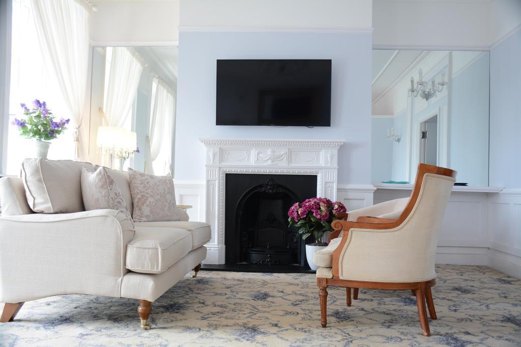 Pier View Self Catering Luxury Apartments Southend-on-Sea Buitenkant foto